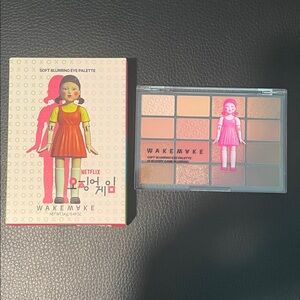 WAKEMAKE Soft Blurring Eye Palette
